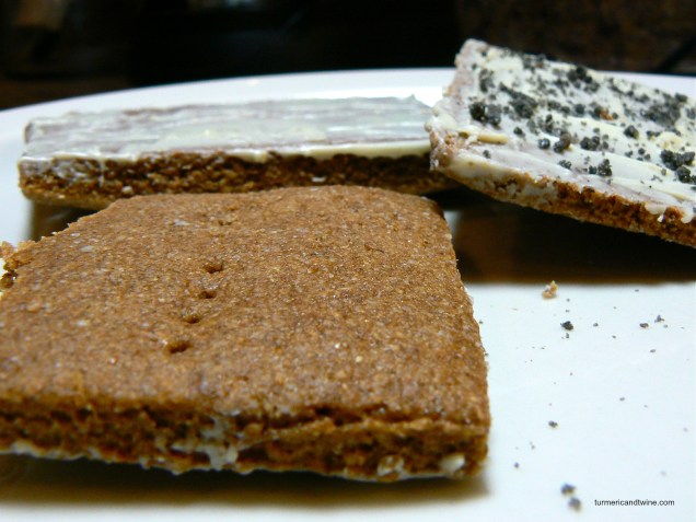 homemade graham crackers with white chocolate frosting 2